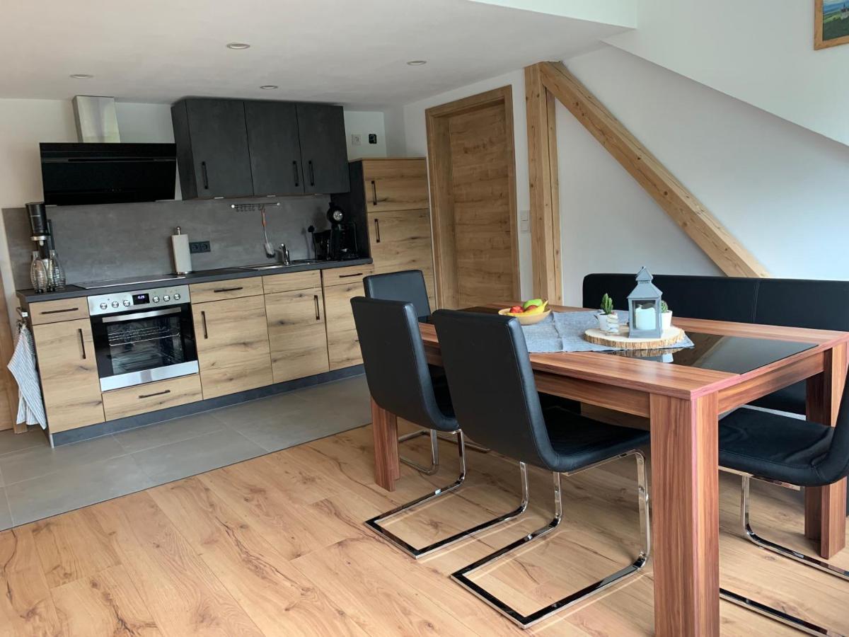 Ruhige Ferienwohnung Naehe Des Zentrums Marktoberdorf Bagian luar foto